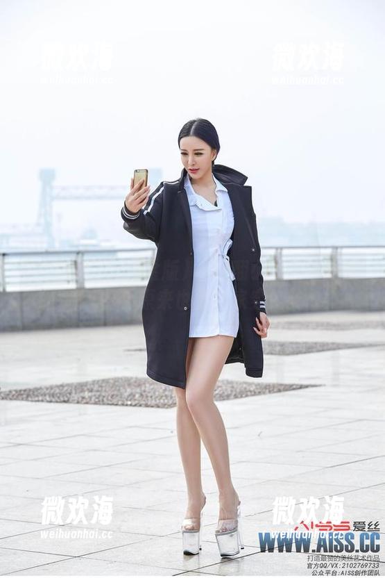 AISS爱丝(黄金版) - 翻翻小哲的最新图册，女神原来也会在家穿拖鞋！-微欢海