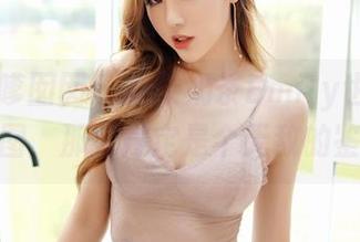 Feilin嗲囡囡 - 如果奶茶Emily也能在户外喝美图，那我肯定是个无敌的鉴赏家！