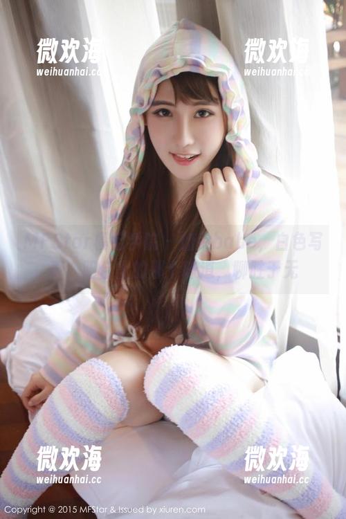 MFStar模范学院 - 加朵babe，白色写真，阳台上的那个味道，聊胜于无-微欢海