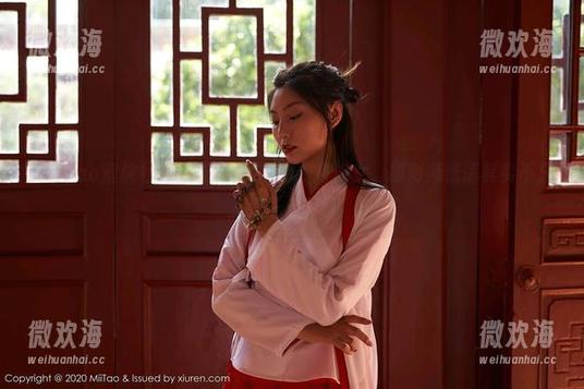 MiiTao蜜桃社 - 当桃乃香Tina变身修女，摄影师低语其实不只是一组写真-微欢海