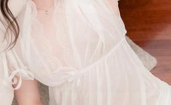 嗨，这里是Sia(시아)的SAINTPhotolifeVOL.2图册，时不时被某些画面吸引，完全停不下来！