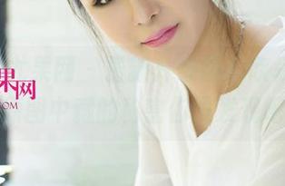 UGirls尤果网 - 最新升级版：欣杨Kitty在原图中藏的秘密你没发现吧？