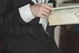 Uhye(이유혜)的最新写真合集，学妹气息扑面而来，不得不看！