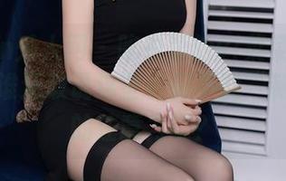 Xiuren秀人网 - 吃白菜的vi菜菜的制服合集：谁还敢说这些衣服不能“制服”你的注意力呢？