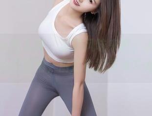 Xiuren秀人网 - 私房风味来啦，小海臀Rena调调情，厨娘也能展现多面！