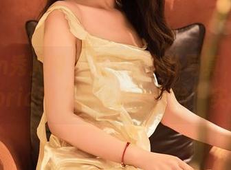 Xiuren秀人网 - 免费的女仆写真，果儿Victoria的“洗衣房大冒险”实拍！