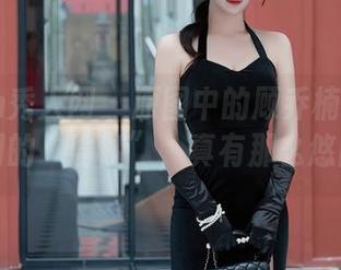Xiuren秀人网 - 原图中的顾乔楠Cora：无意间的“瑜伽”，真有那么悠闲吗？