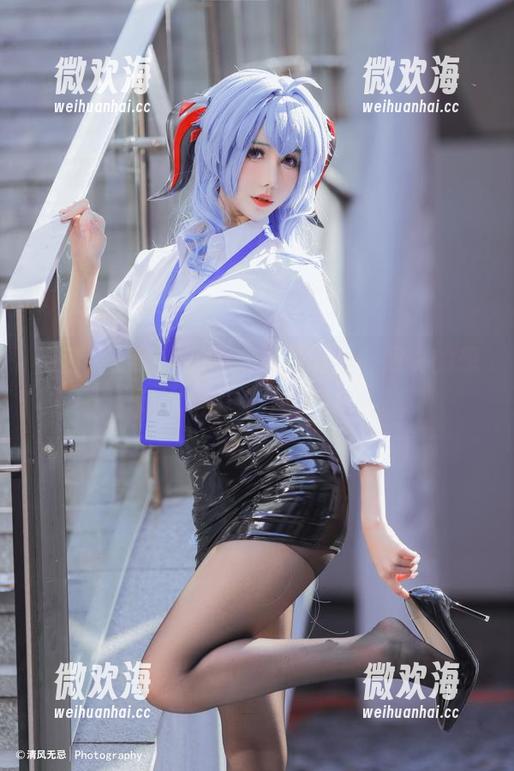 别错过！最新的仙女月校服照，我真的想问这是一种什么风格？-微欢海