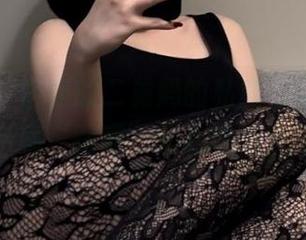 微密圈 - 保守的二舅妈的私房写真，翻开了一扇“性感”无止境的大门。