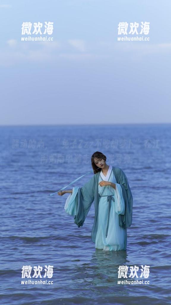 骚动的心，“兔子Zzz不吃胡萝卜”在江南烟雨中游走无圣光写真-微欢海
