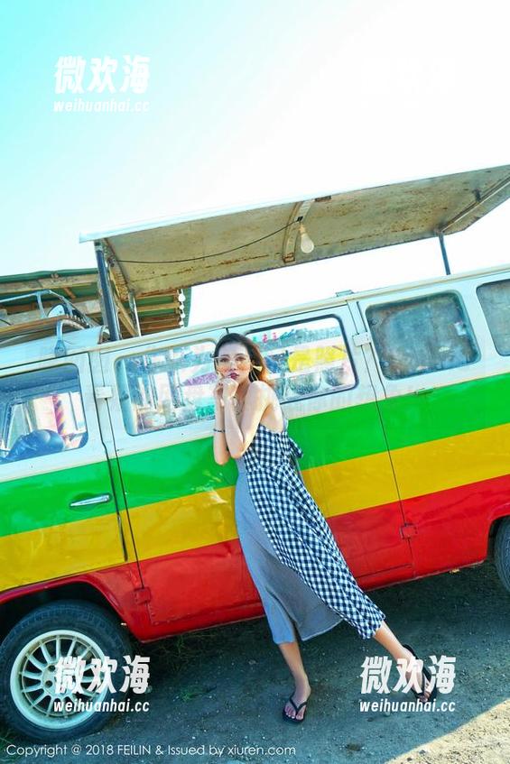 嗲囡囡 - 你以为美足只是照片？Celina青妍的网盘写真挑战你的想象！-微欢海