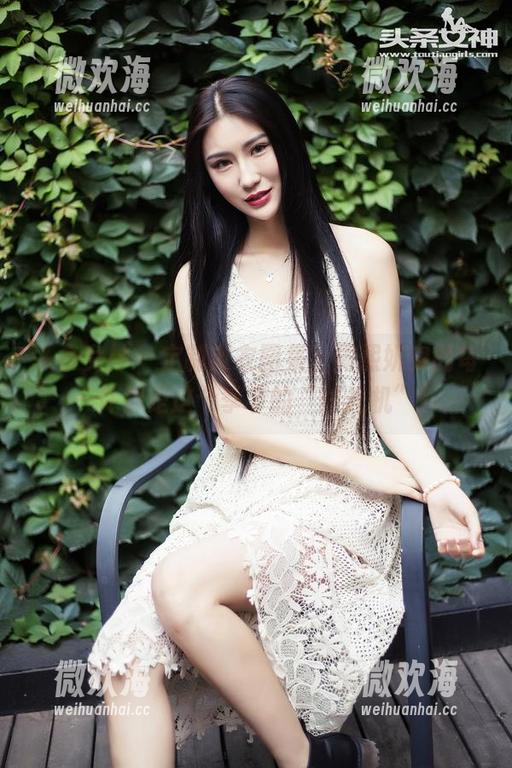头条女神 - 定制皮衣图集,周熙妍穿的每一件都是这个季节的“时光机”!-微欢海 头条女神 - 定制皮衣图集,周熙妍穿的每一件都是这个季节的“时光机”!-微欢海