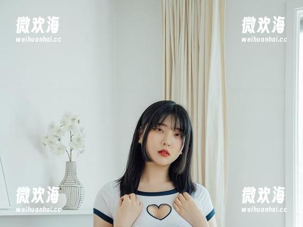 呵呵，宋哈娜(송하나)的夏日私拍合集，每一张都在“撩”，我就是没反应过来...-微欢海