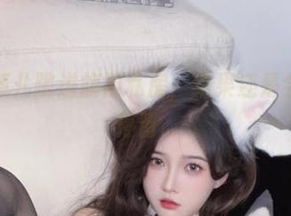 小小奶瓶儿跳进旗袍私房，结果还是会让我多停留...