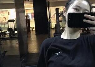 微密圈 - 左公子666的绿色清新，图库里藏了点绿色“狂欢”。下载的时候别忘了对号入座哦。