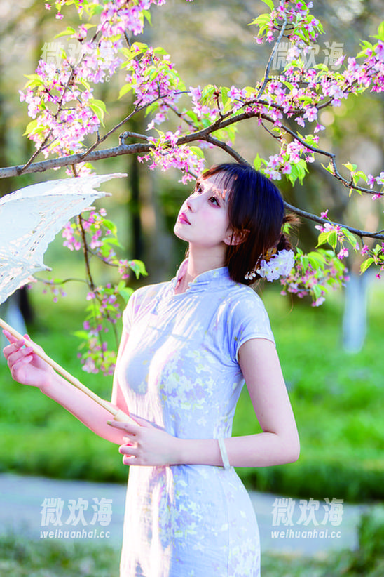 精选念雪ww初夏，热得我想立马跳进游泳池。-微欢海