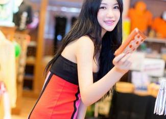 推女神 - 原图出击！曼苏拉娜的美足，不仅好看，壁纸上都得夹缝求生了！