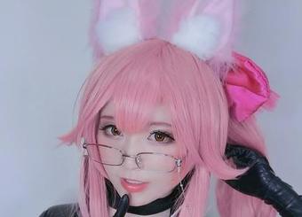 更新了！星野saori的双人套图里，又有什么新奇的互动呢？