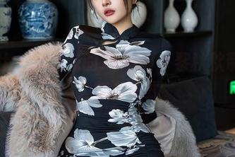 星颜社 - 云朵似的JK写真，黎秋秋带你进入梦游模式