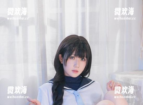 这些体操服，乱糟糟的，是本末末的私房合集，思绪像在翻滚。-微欢海