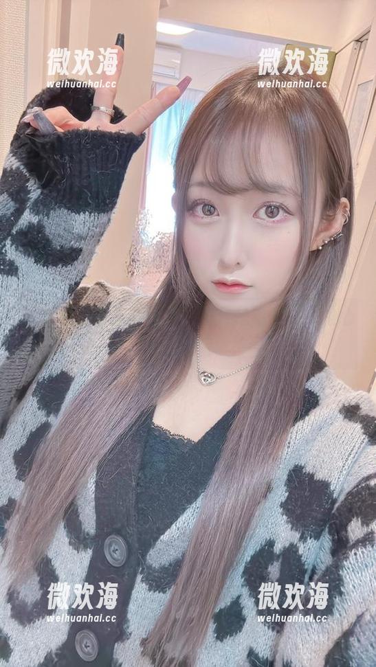 月城委员会全套图包，不只是瑜伽，还是心灵的语音。-微欢海
