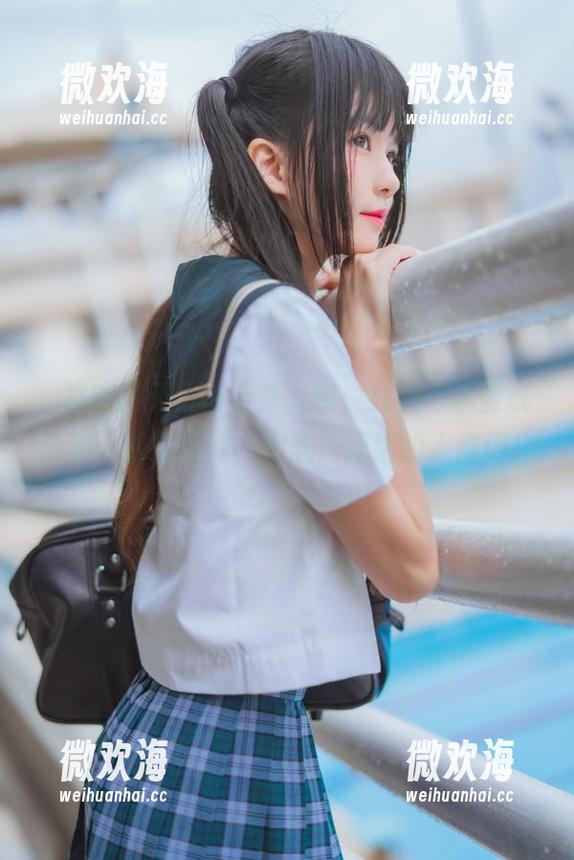 桜桃喵夏天最新合集：瞧，我的“水蜜桃身材”暴露无遗，抱歉，纤细的人类们！-微欢海