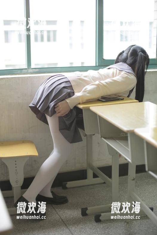 美图总是让人流连,特别是森萝财团的眼镜女仆,太诱惑了吧。-微欢海 美图总是让人流连,特别是森萝财团的眼镜女仆,太诱惑了吧。-微欢海