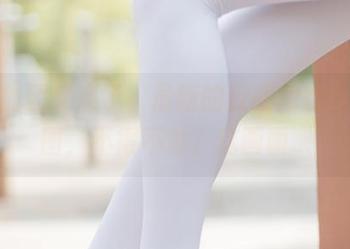 森萝财团又来了，最新的校服肉丝少女原图，不得不说，这画面...