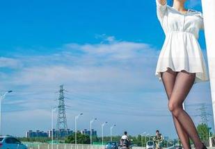 爱丝 - 在线看佳慧：这制服可不仅仅是上班工具！