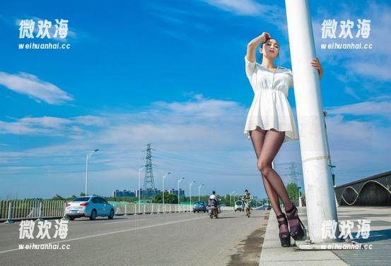 爱丝 - 在线看佳慧：这制服可不仅仅是上班工具！-微欢海