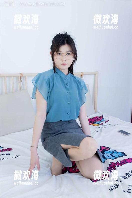 物恋传媒 - 更新了小竹的办公室姐妹写真,我只想说,太神奇的搭配了!-微欢海 物恋传媒 - 更新了小竹的办公室姐妹写真,我只想说,太神奇的搭配了!-微欢海