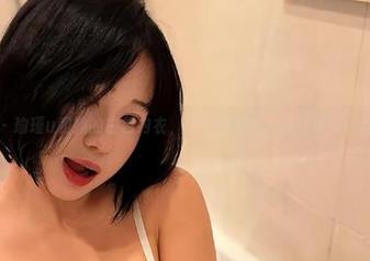 微密圈 - 瑜瑾u和她的白色内衣，图包里的每一张都值得认真琢磨。