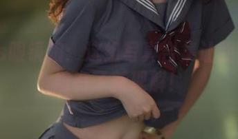 疯猫ss眼镜娘：这组写真合集让我对眼镜娘有了新理解！
