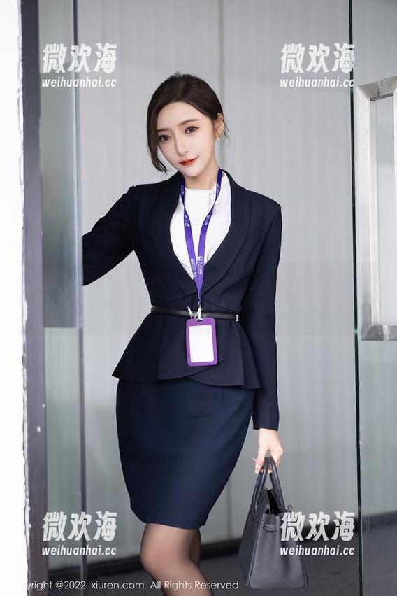 秀人网 - 利世小可爱学妹写真集：这波精致是在打预防针吗？-微欢海
