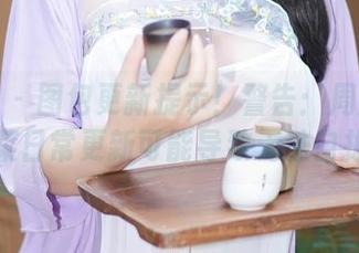 秀人网 - 图包更新提示！警告：周周不吃香菜日常更新可能导致无法自拔！