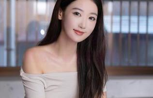 秀人网 - 奈奈Fox说：可爱不用光！来瞧瞧她的无圣光美图！