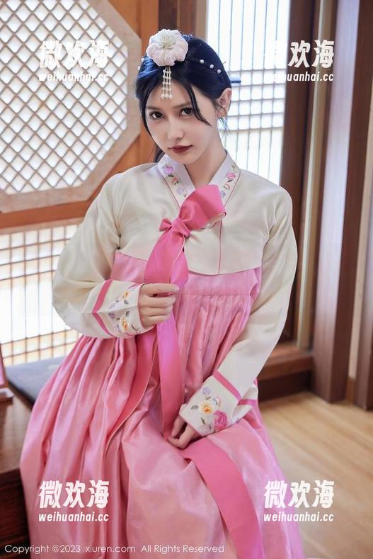 秀人网 - 奈汐酱nice‘油亮’合集，作品里那种光泽让我忍不住想摸一摸～-微欢海