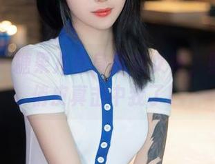 秀人网 - 糖果儿化身黑丝女神，照片里的俏皮真击中我了！