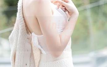 秀人网 - 糯美子Mini也能萌，兔女郎全套图包很俏皮