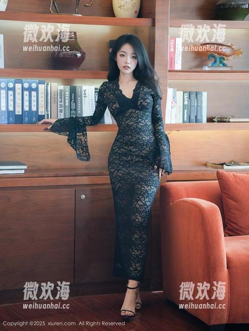 秀人网 - 龙籹cool的美图，让我不小心停留在女孩的眼神里-微欢海