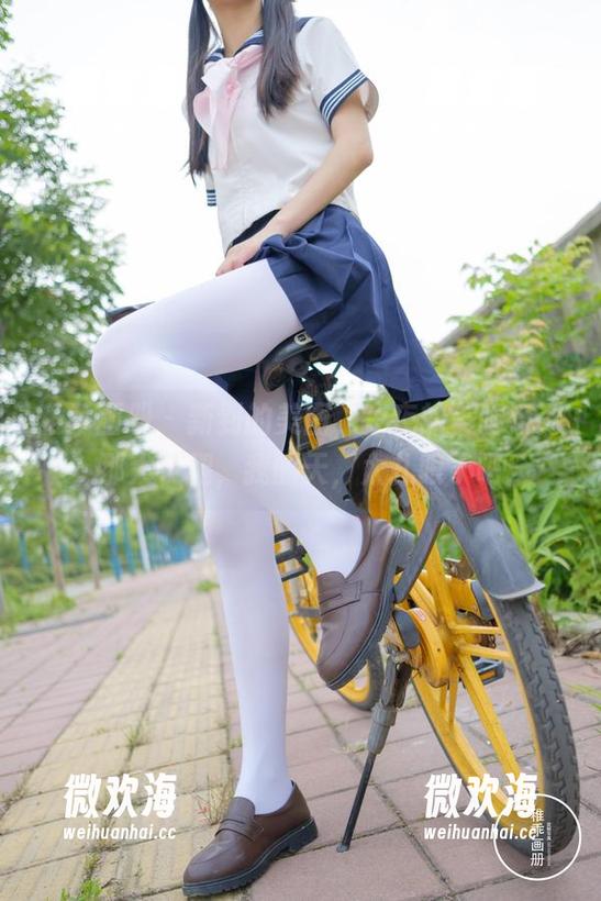稚乖画册 - 新到的美图，夜夜的美腿系列，那大长腿，我的天，太扎眼了吧！-微欢海