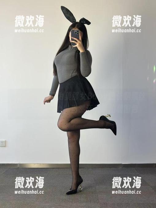 微密圈 - 愿意为美邵女Baby的长腿黑丝而献上我的心，当然还有私拍和图包-微欢海