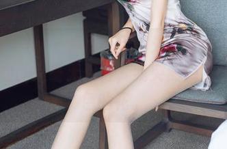 花漾show - 旗袍与无圣光，朱可儿Flower的图集毫无保留，我突然想起了那蓝色的花。