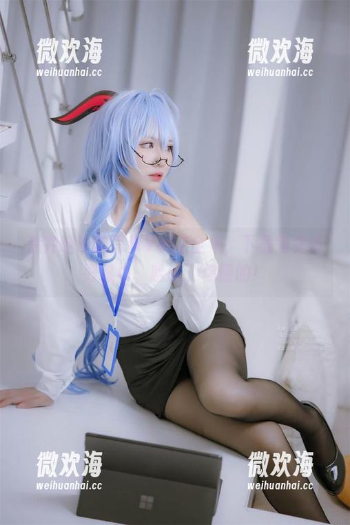 荒井喵喵的写真Vol.2全集，下载前先备好纸巾，哈哈，你懂的！-微欢海