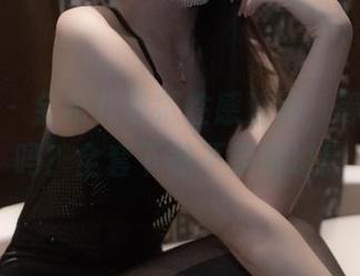微密圈 - 金希儿示范性感渔网，等不及了吗？全套下载不要错过！