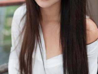青豆客 - 刘飞儿Faye，今天你又放飞自我了吗？无圣光连衣裙合集，活脱脱有个性！