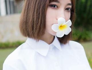 魅妍社 - 花钱不如领免费！小尤奈的棉袜套图超会玩